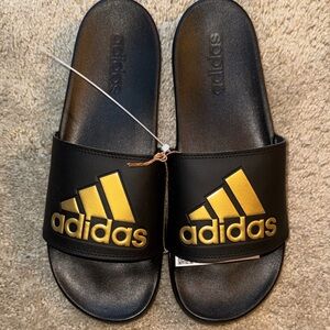 NWT Adidas Adilette Comfort Black Gold Metallic Men Slides/Sandals. Sz.12M